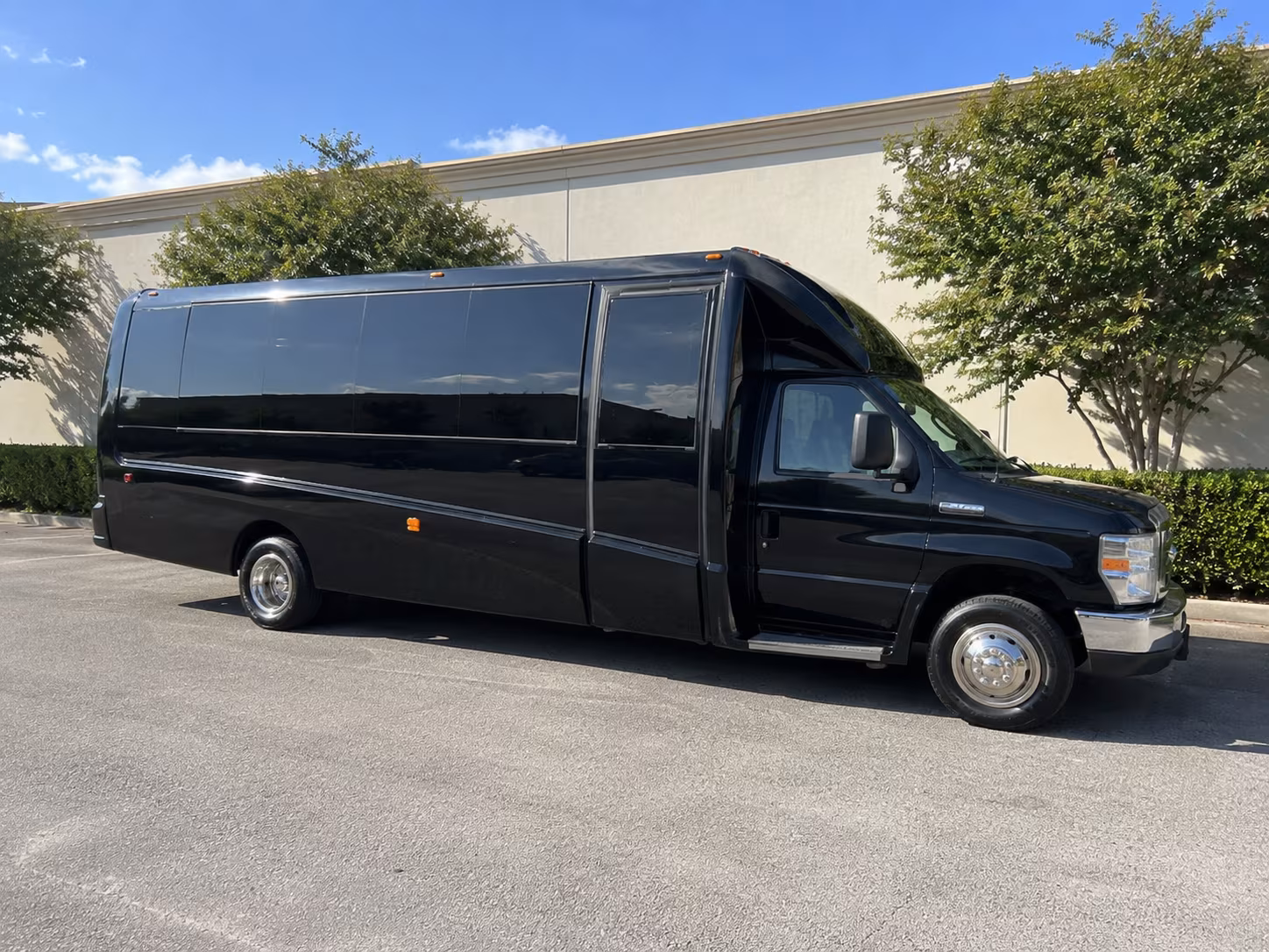 commerce city prom party bus rental