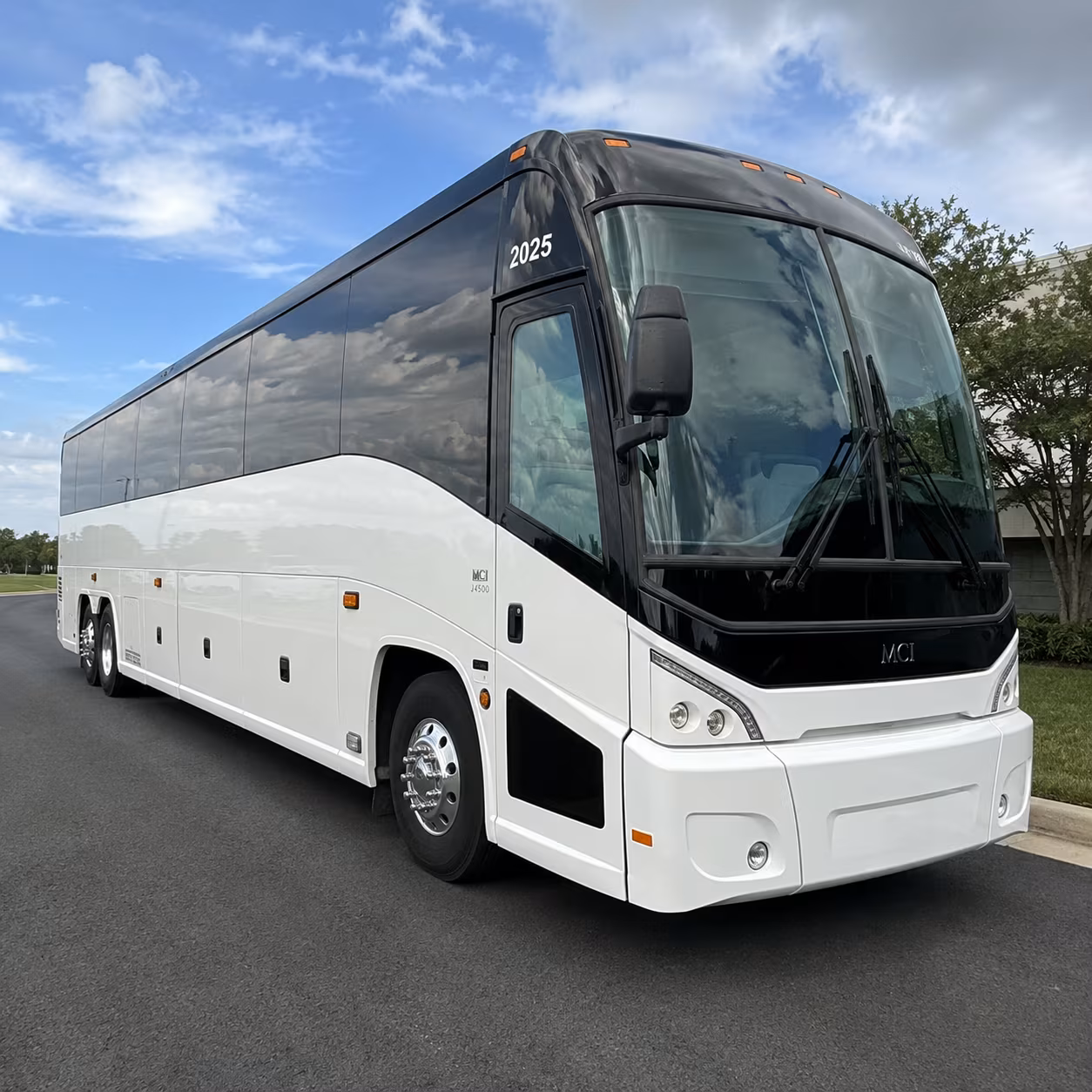 team building and offsite transportation for commerce city groups